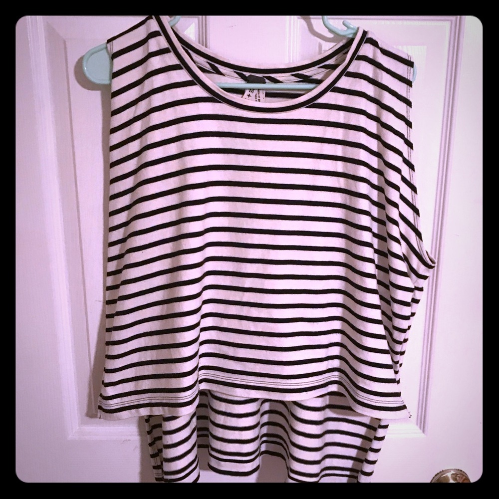 Free people black and white shirt